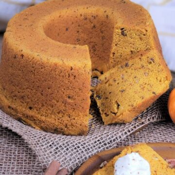 Instant Pot Pumpkin Bundt Cake w/Butterscotch